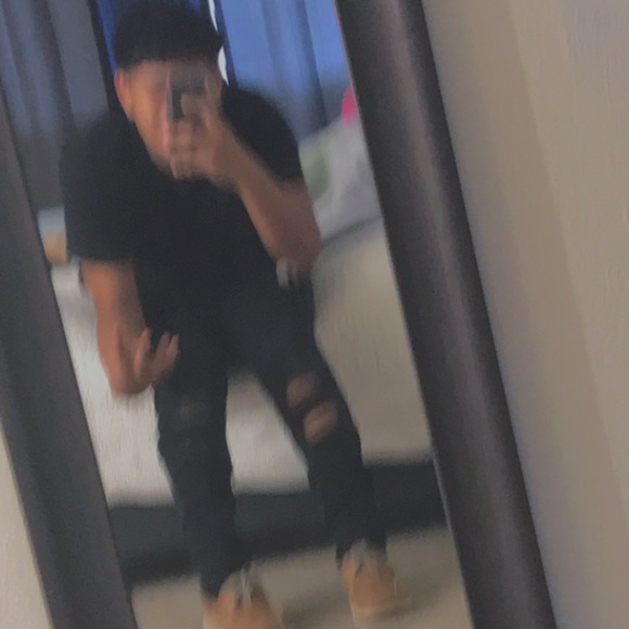 Meet your Posher, Kevin🥶🤷🏽‍♂️ - Picture 1 of 1